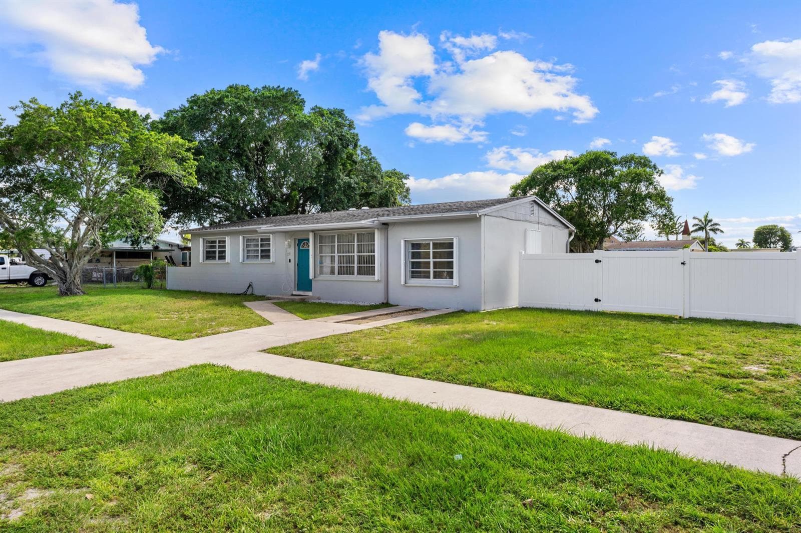 153 Abaco Drive, Palm Springs, FL 33461 — zdjęcie 3