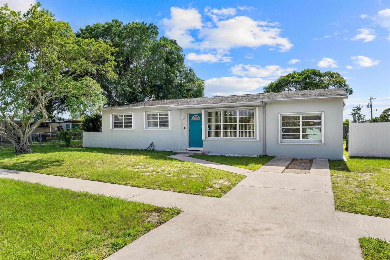 153 Abaco Drive, Palm Springs, FL 33461 — zdjęcie 5