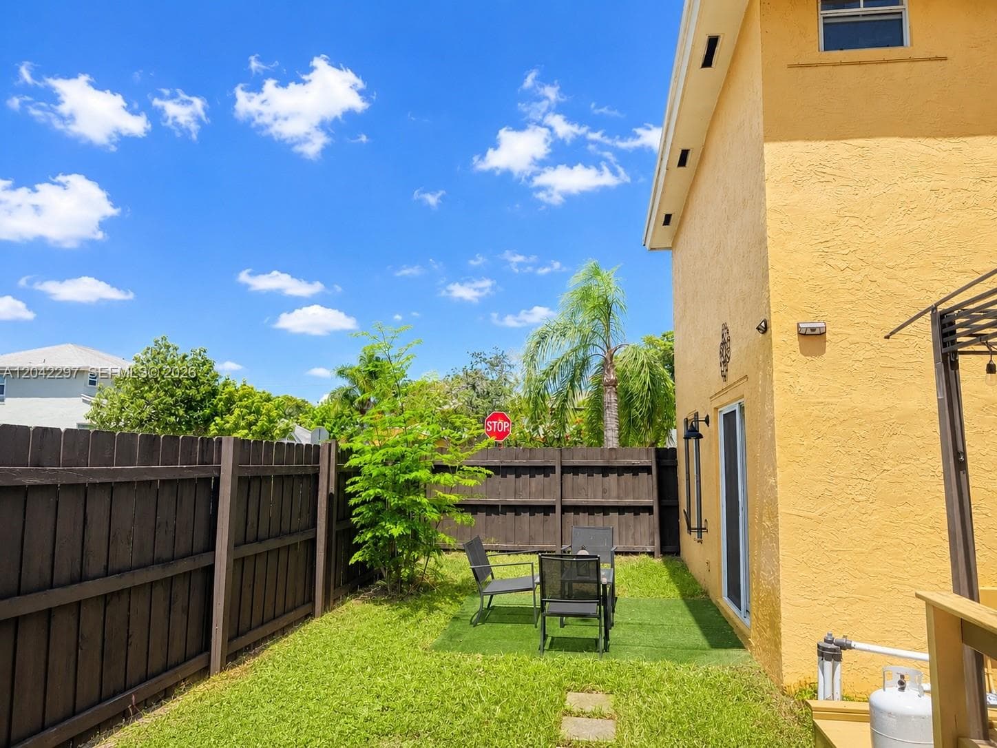 5788 Woodland Point Dr, Tamarac, FL 33319 — zdjęcie 4