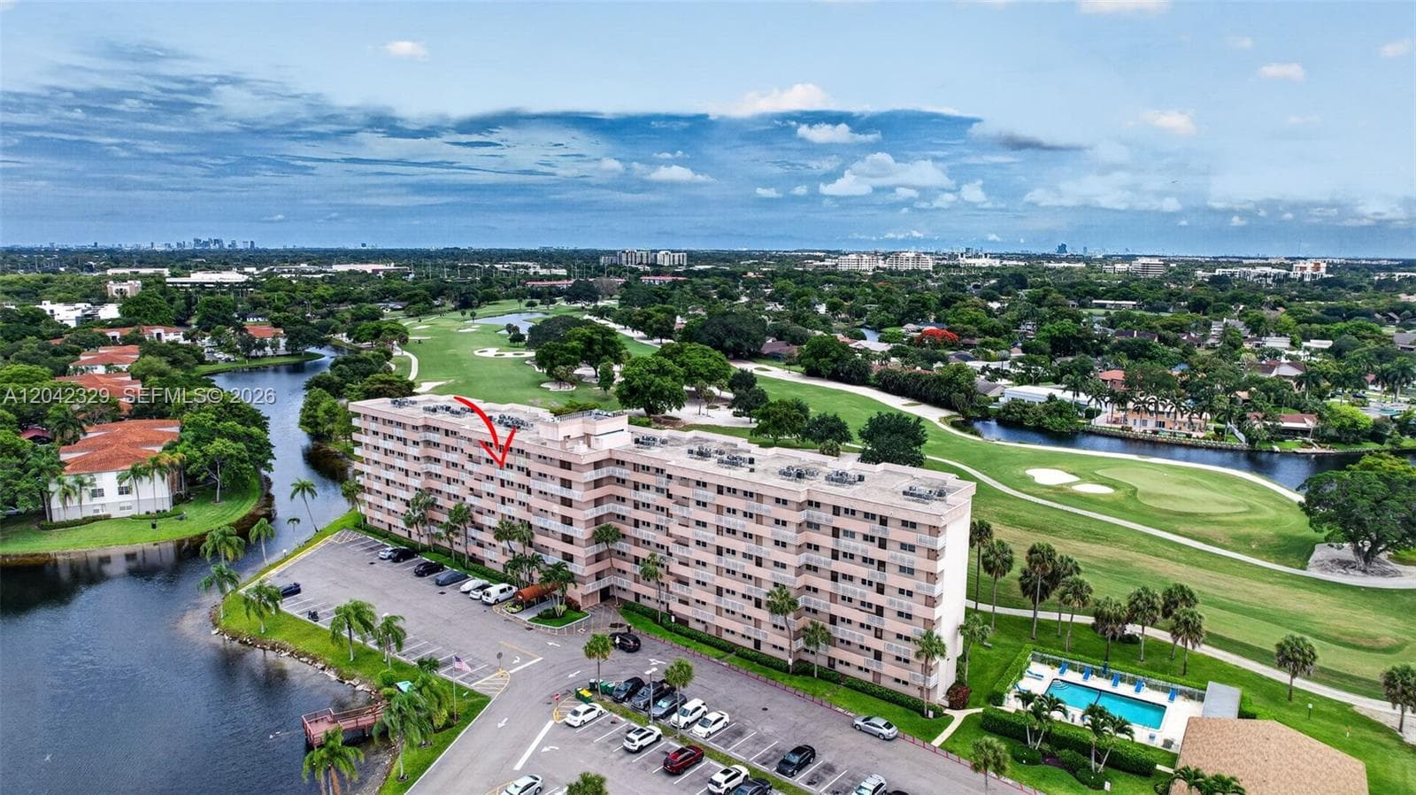 250 Jacaranda Dr # 411, Plantation, FL 33324