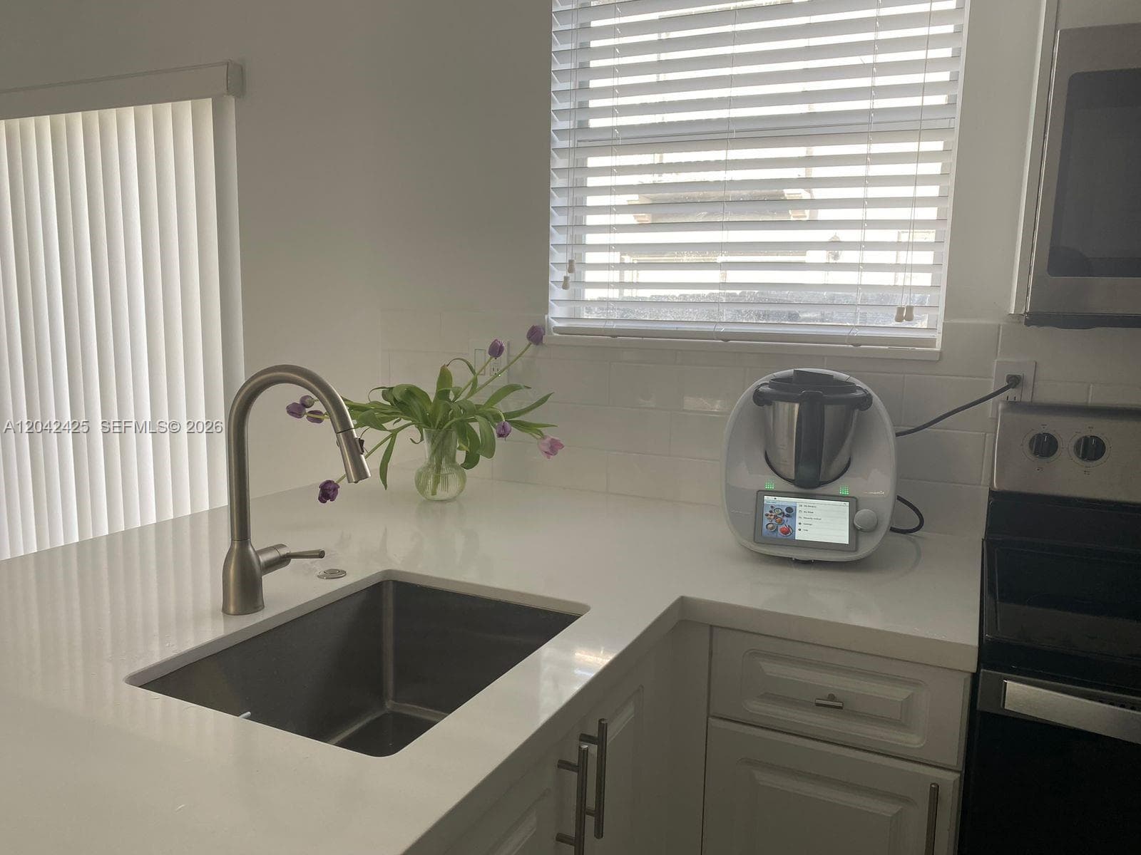5245 NW 112th Ave # 8, Doral, FL 33178 — zdjęcie 2