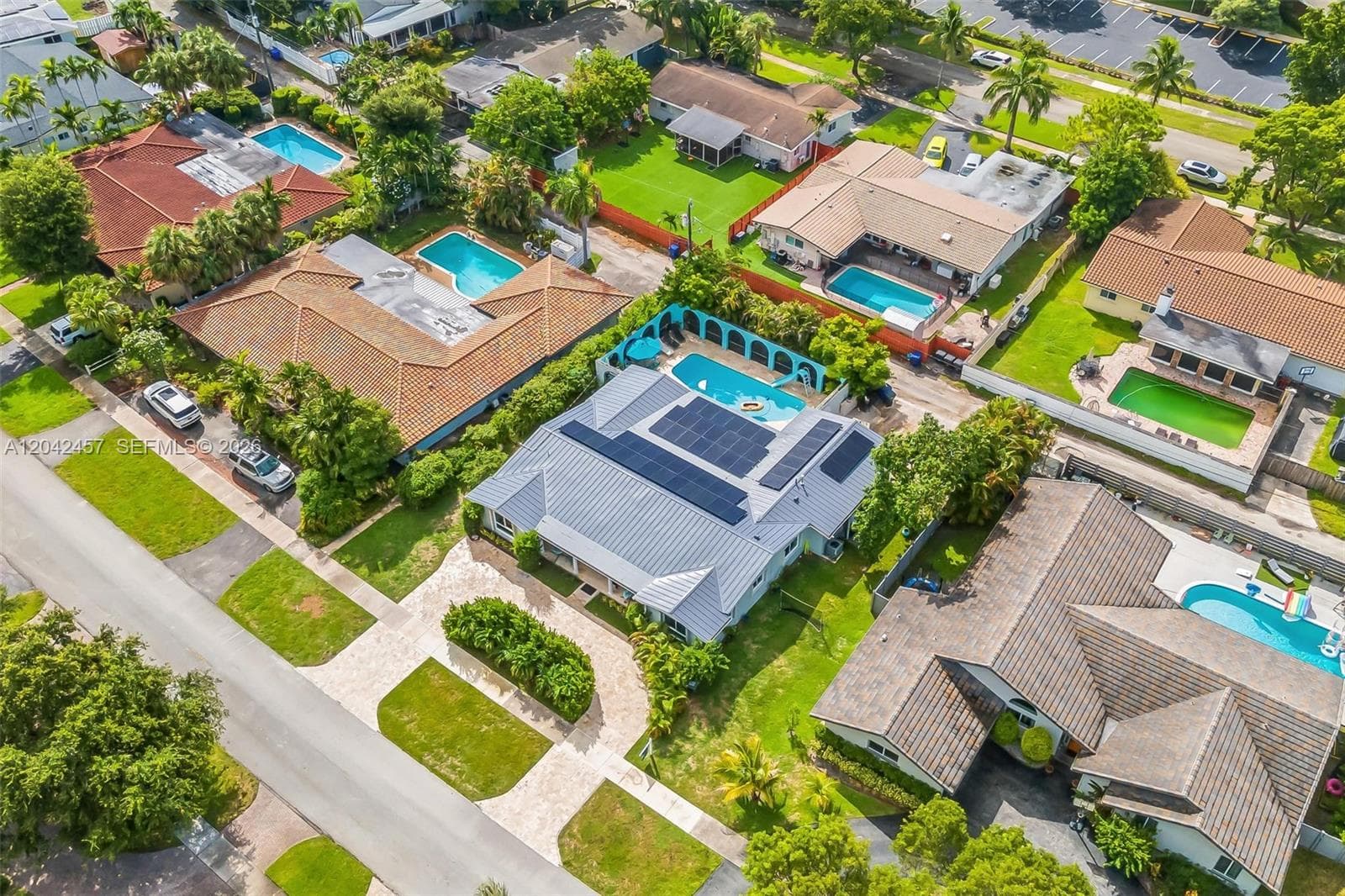 633 N Crescent Dr, Hollywood, FL 33021 — zdjęcie 3