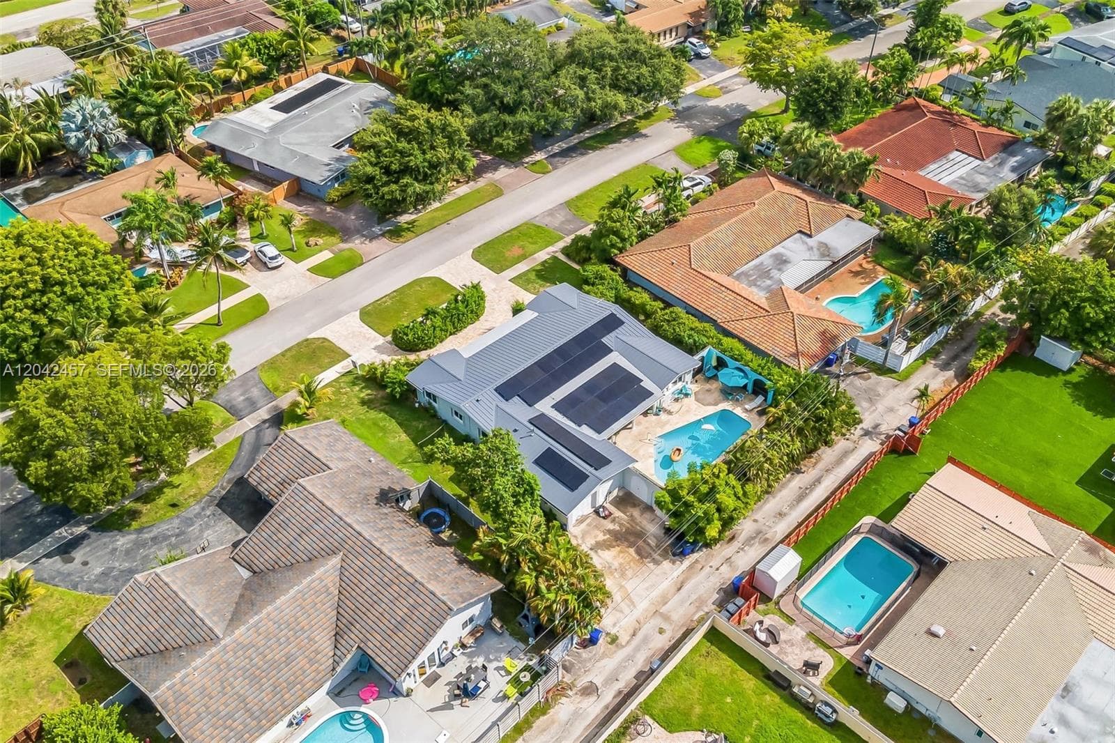 633 N Crescent Dr, Hollywood, FL 33021 — zdjęcie 4