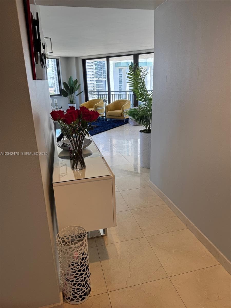 540 Brickell Key Dr # 1513, Miami, FL 33131 — zdjęcie 5