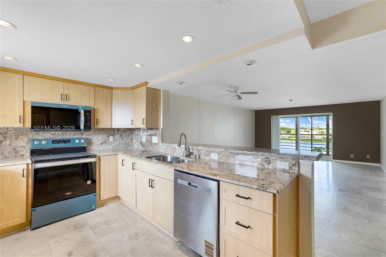 321 SE 3rd St # 408, Dania Beach, FL 33004 — zdjęcie 3