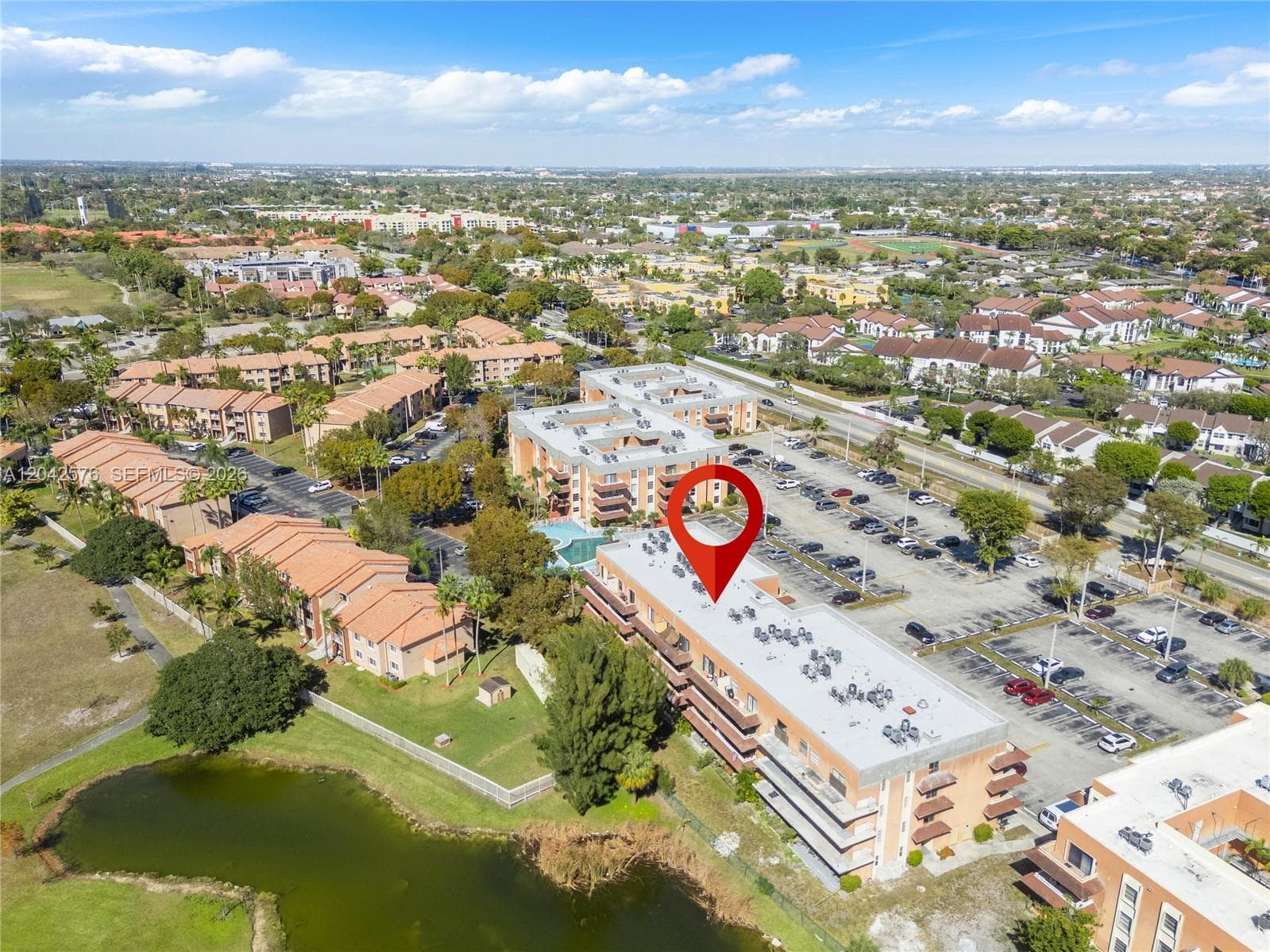 17530 NW 68th Ave # C2003, Hialeah, FL 33015 — zdjęcie 2