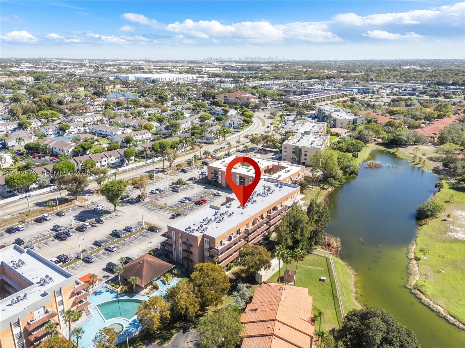 17530 NW 68th Ave # C2003, Hialeah, FL 33015 — zdjęcie 3