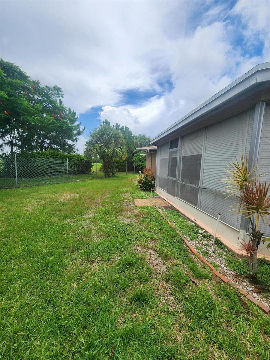 4821 NW 13th Avenue, Deerfield Beach, FL 33064 — zdjęcie 3