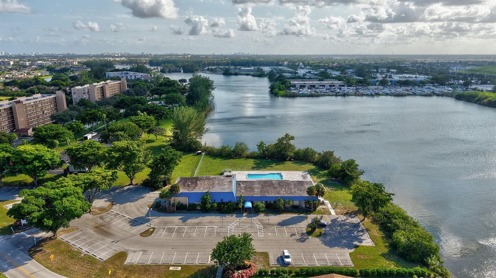 4821 NW 13th Avenue, Deerfield Beach, FL 33064 — zdjęcie 5