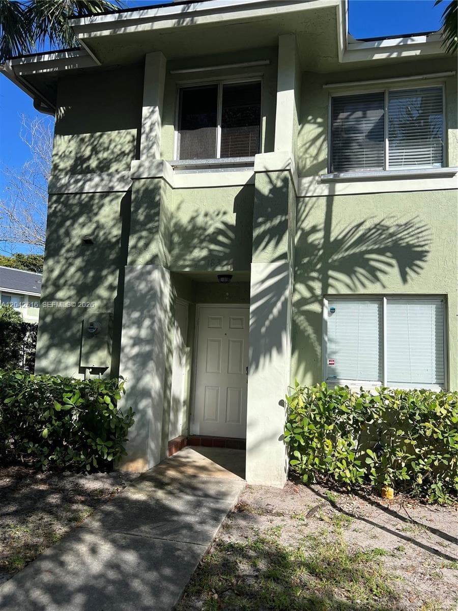 183 Hidden Ct Rd # F-33, Hollywood, FL 33023 — zdjęcie 2