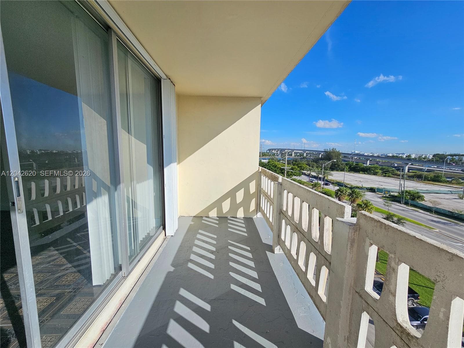 15600 NW 7th Ave # 704, Miami, FL 33169 — zdjęcie 4