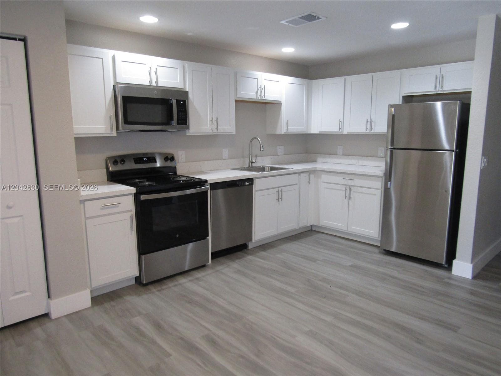 2703 S Ansel # 2703, Lehigh Acres, FL 33973 — zdjęcie 2