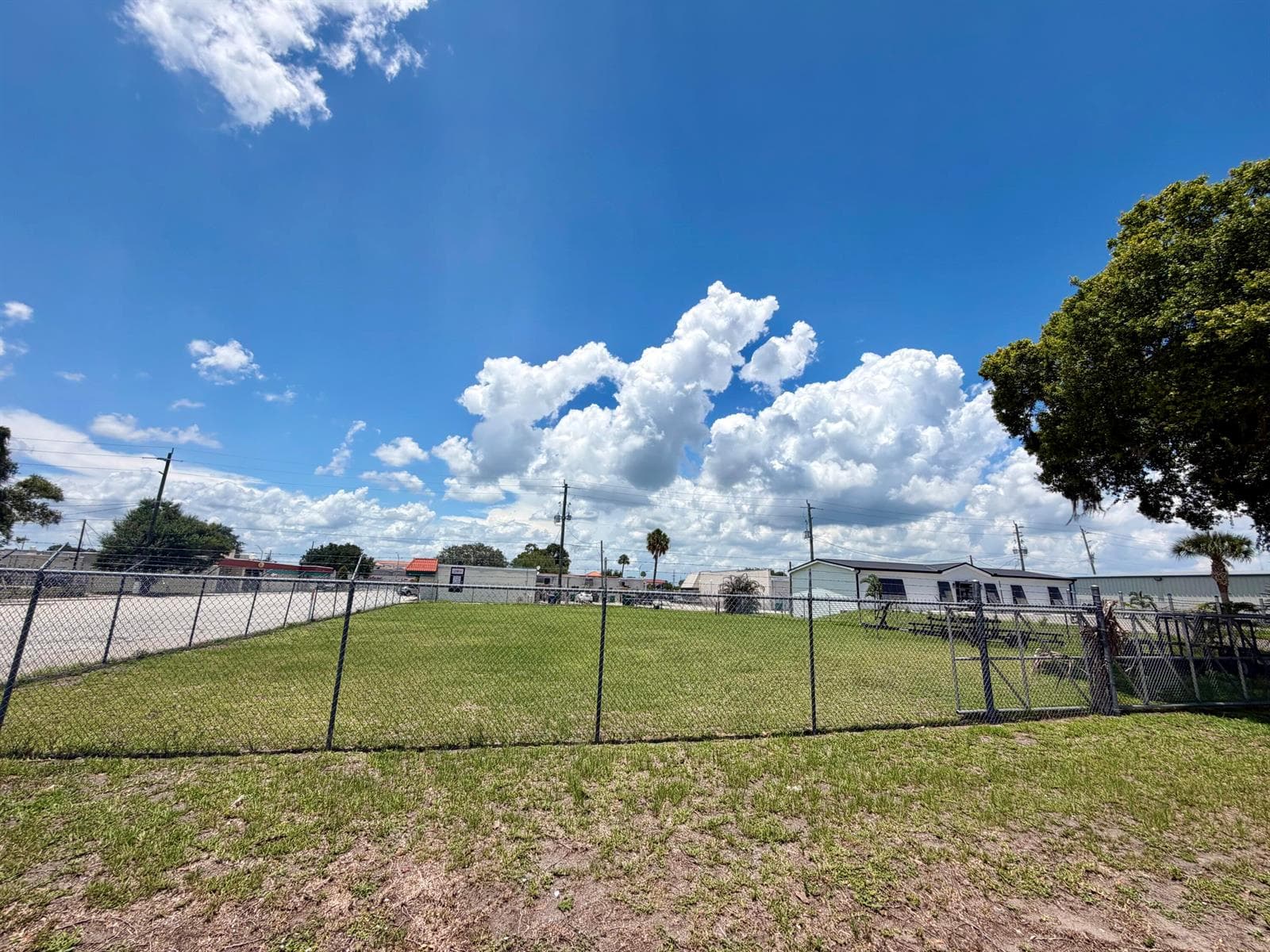 203 SW 3rd Avenue, Okeechobee, FL 34974 — zdjęcie 3