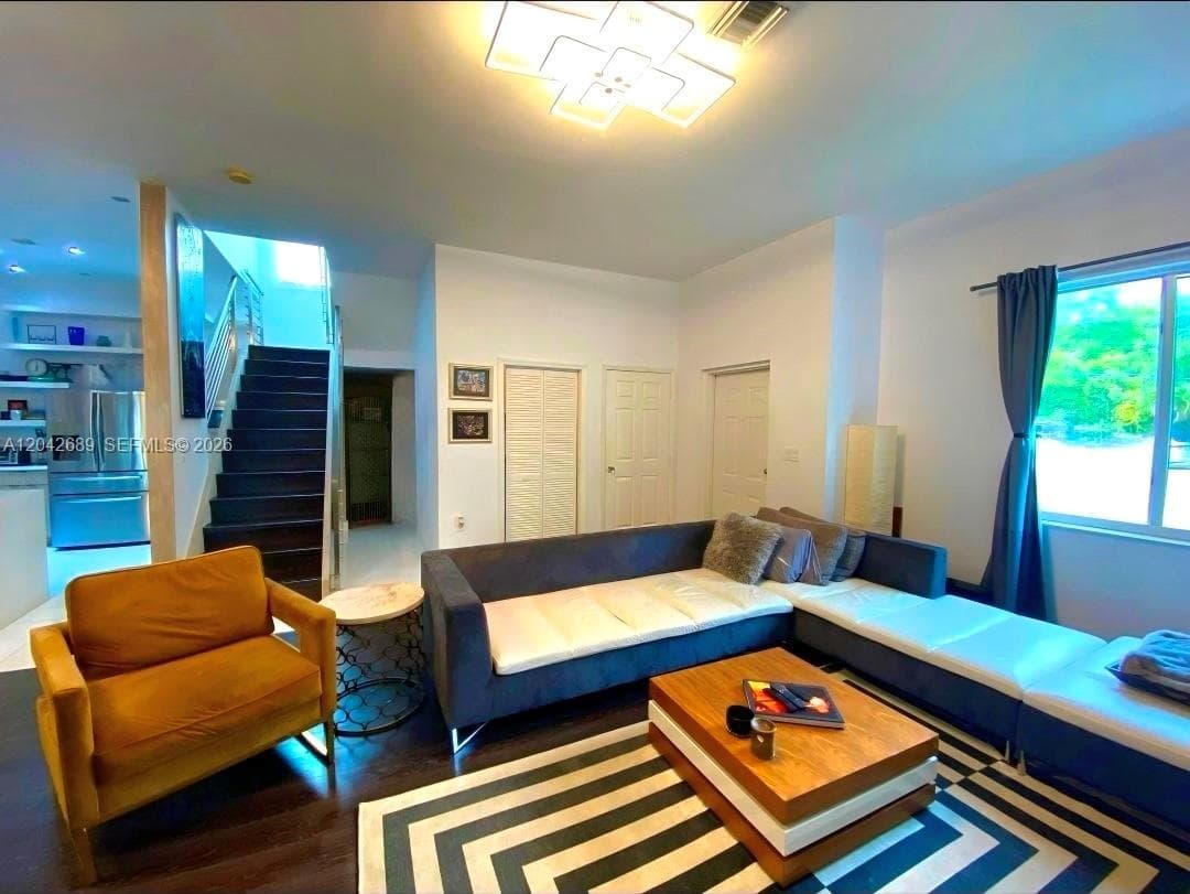 2732 SW 26 St # 2732, Miami, FL 33133 — zdjęcie 5