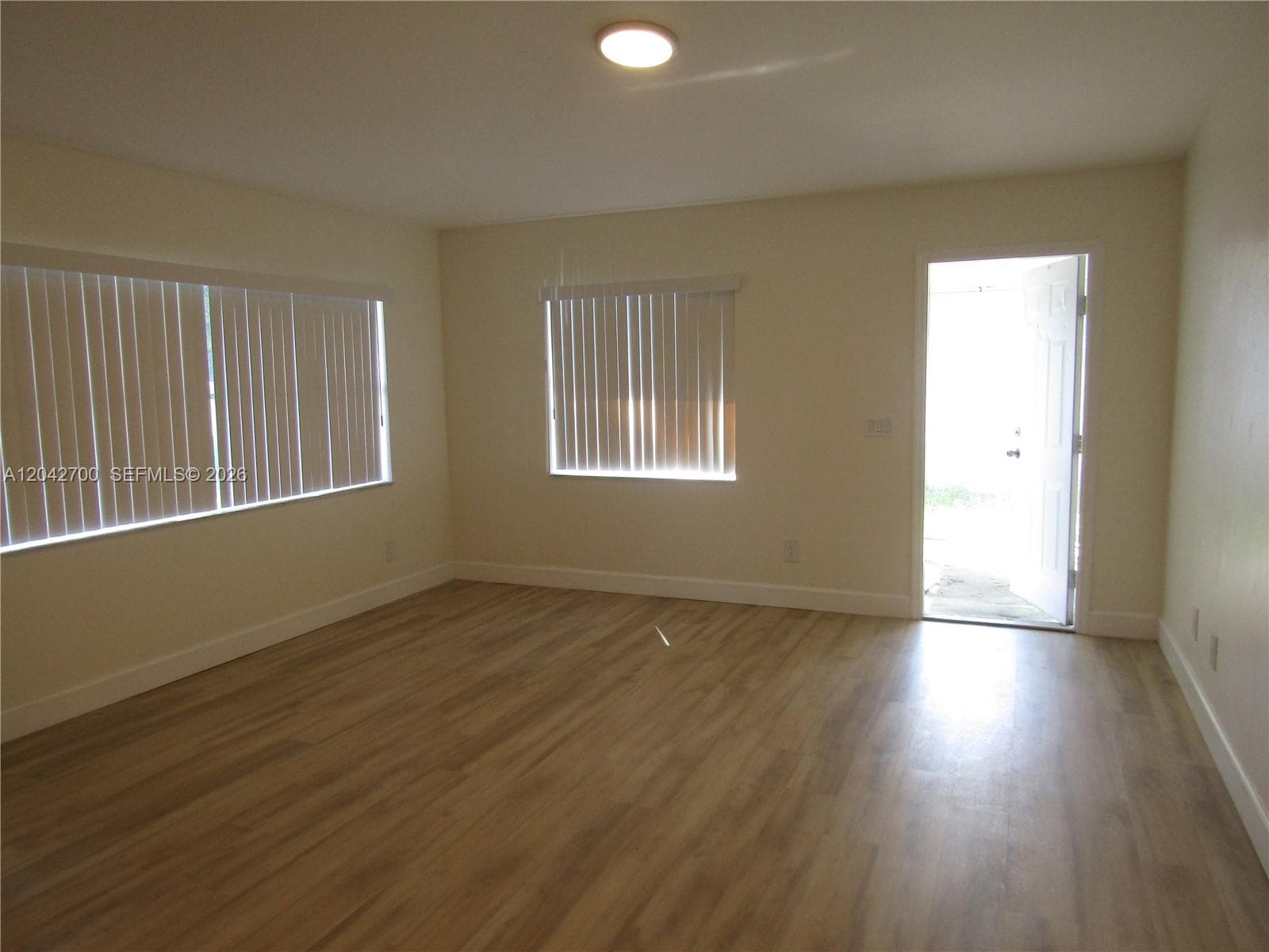 4525 28 ST SW # 4525, Lehigh Acres, FL 33973 — zdjęcie 2