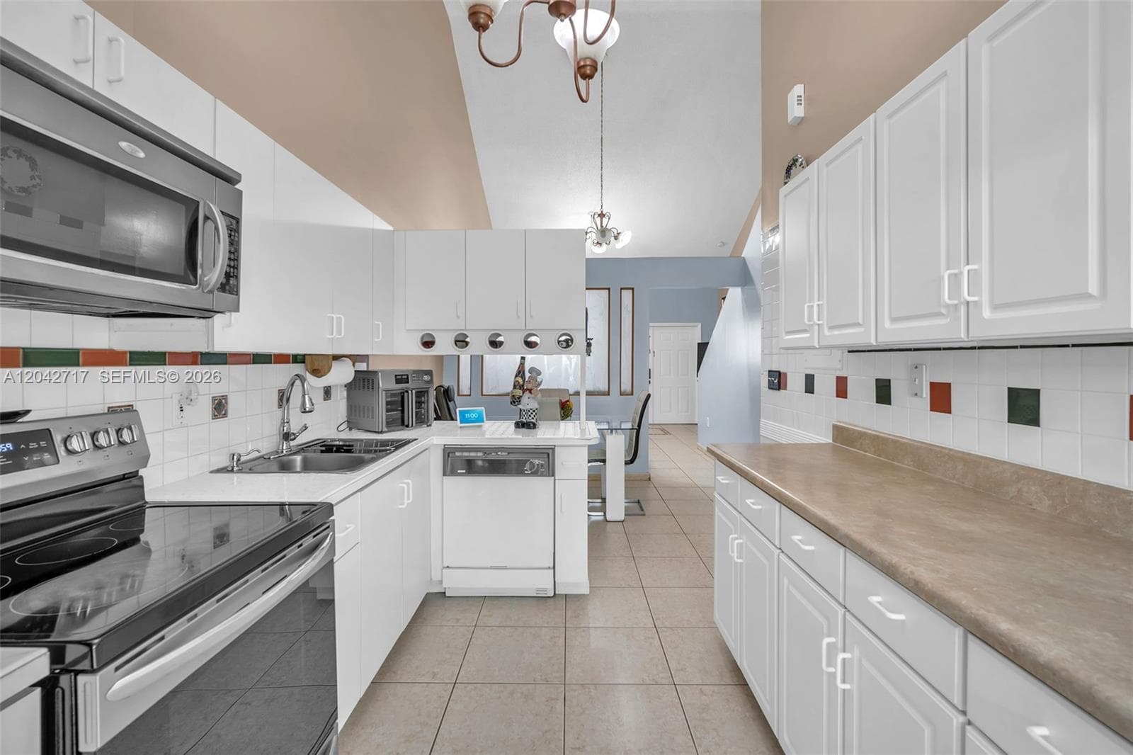 9018 NW 120th St # 133, Hialeah Gardens, FL 33018 — zdjęcie 2