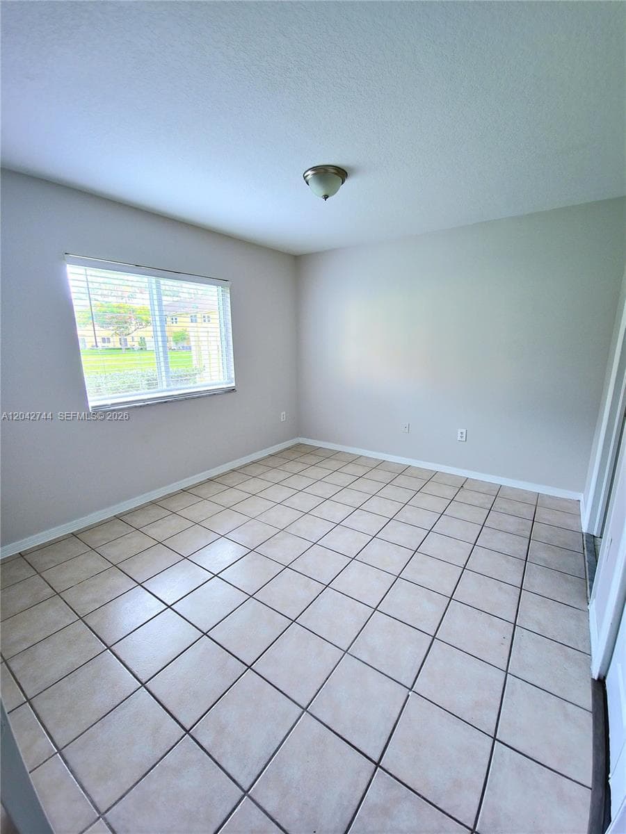 3398 NE 9th Dr # 102, Homestead, FL 33033 — zdjęcie 5