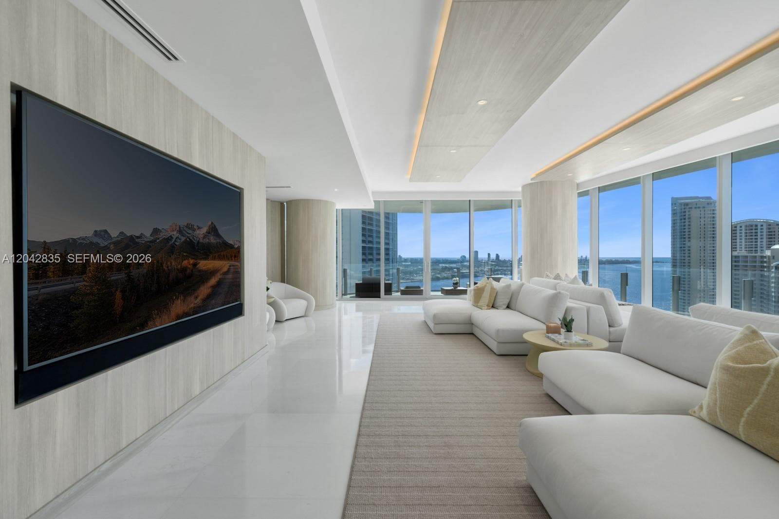 300 Biscayne Boulevard Way # 2701, Miami, FL 33131 — zdjęcie 2