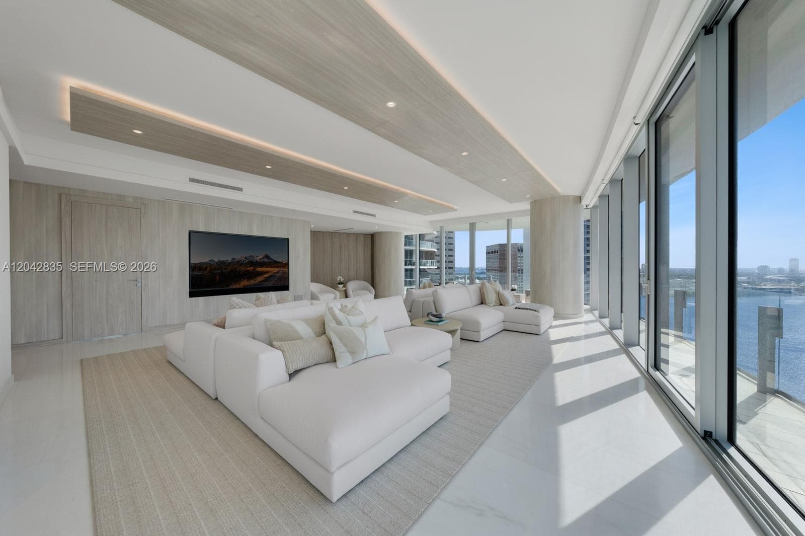 300 Biscayne Boulevard Way # 2701, Miami, FL 33131 — zdjęcie 5