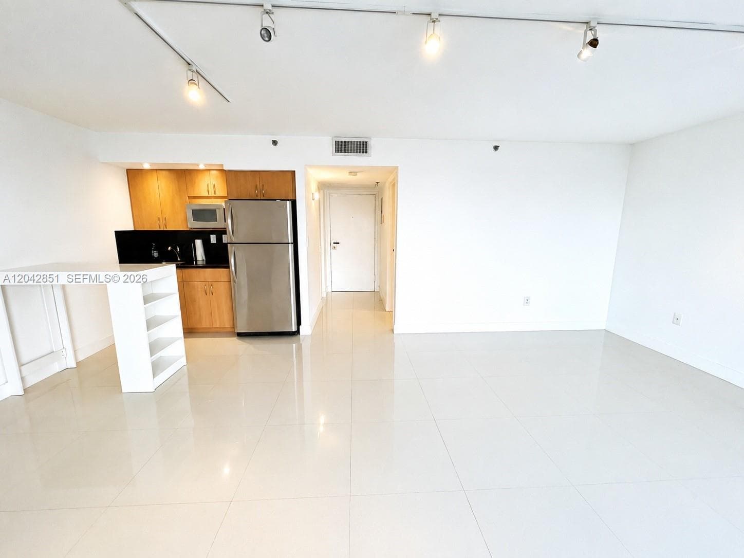 555 NE 15th St # 403, Miami, FL 33132 — zdjęcie 3