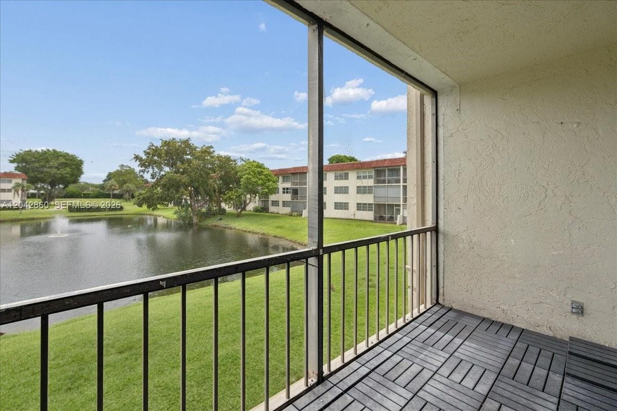 800 S Hollybrook Dr # 205, Pembroke Pines, FL 33025 — zdjęcie 2