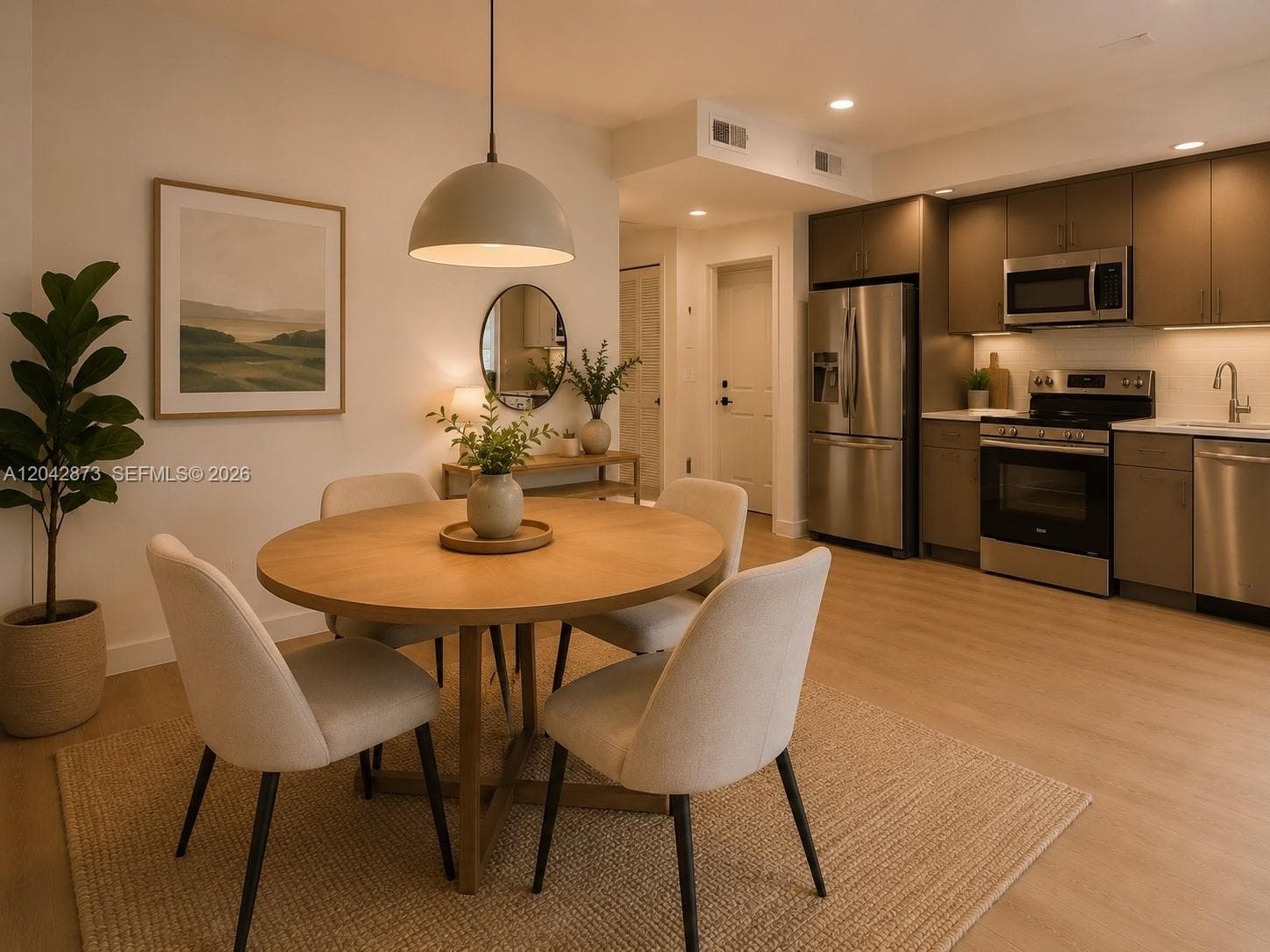 8106 NE 1st Ave # 4, Miami, FL 33138 — zdjęcie 2