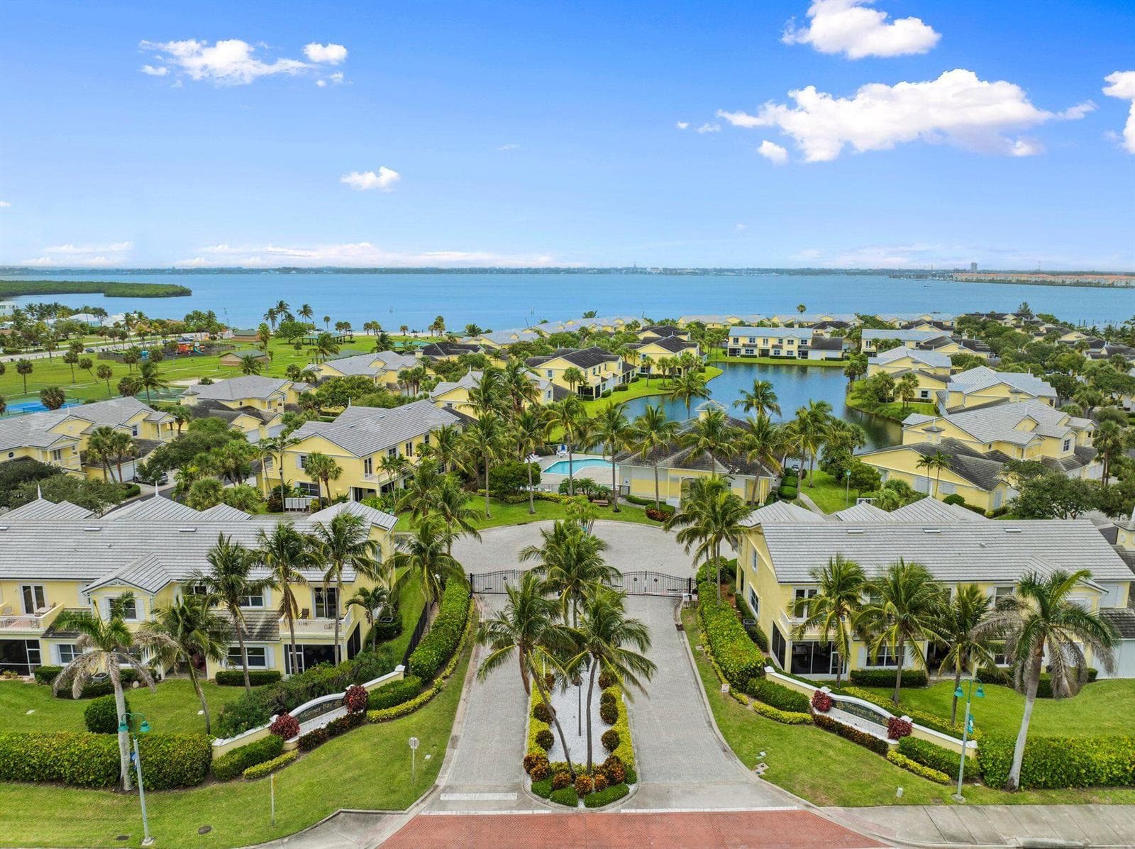2200 Mariner Bay Boulevard, Fort Pierce, FL 34949 — zdjęcie 2
