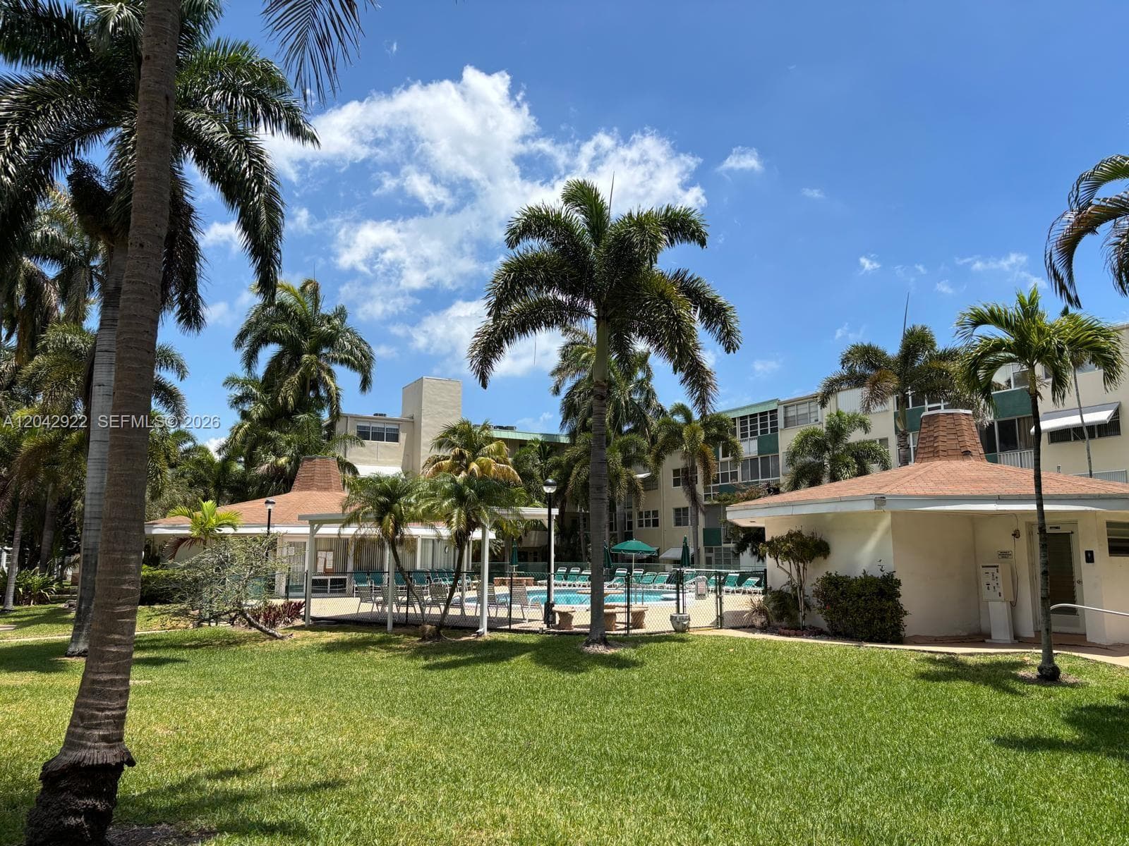 1333 E Hallandale Beach Blvd # 134, Hallandale Beach, FL 33009 — zdjęcie 3