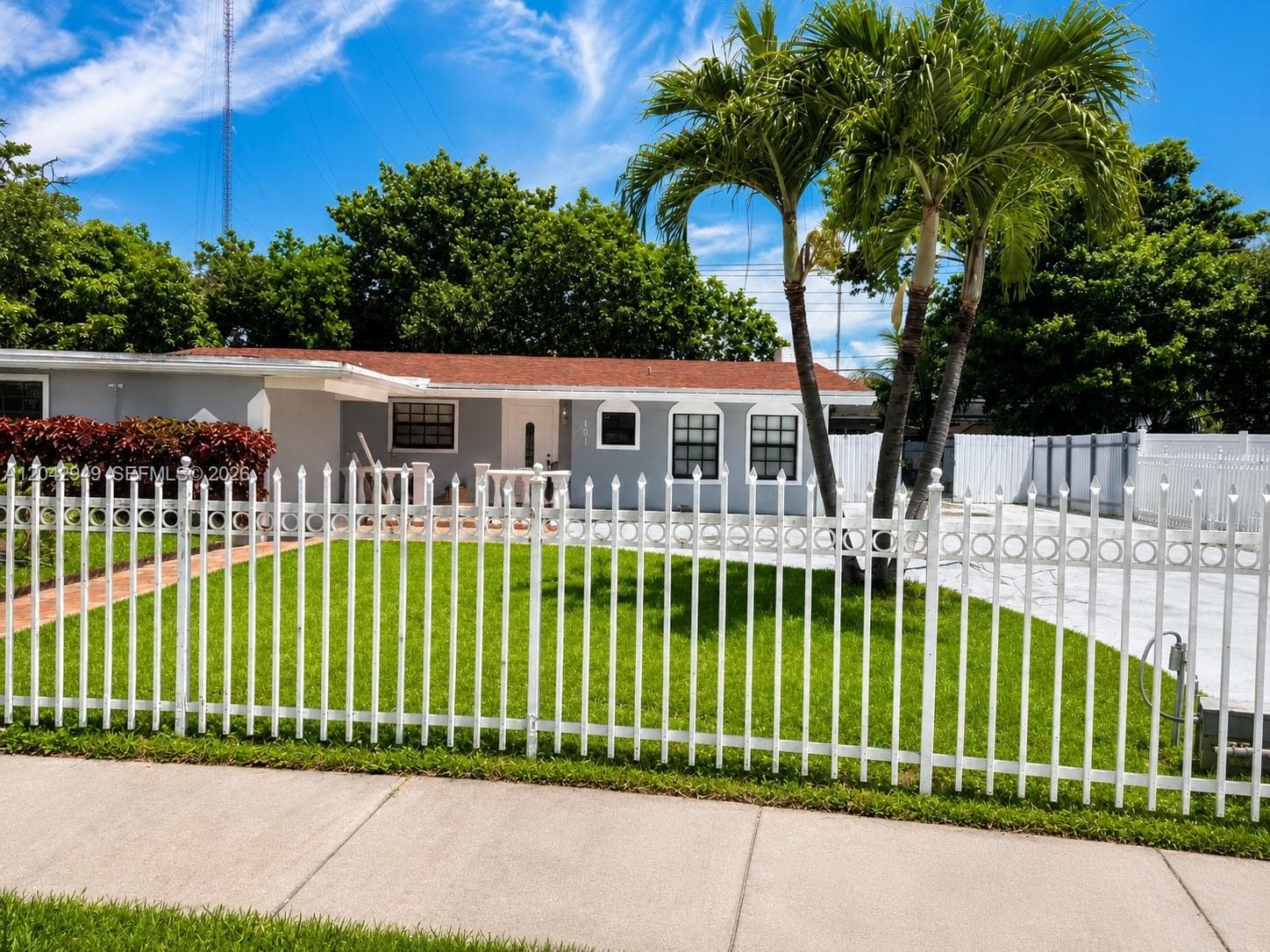 401 NW 198th St, Miami Gardens, FL 33169
