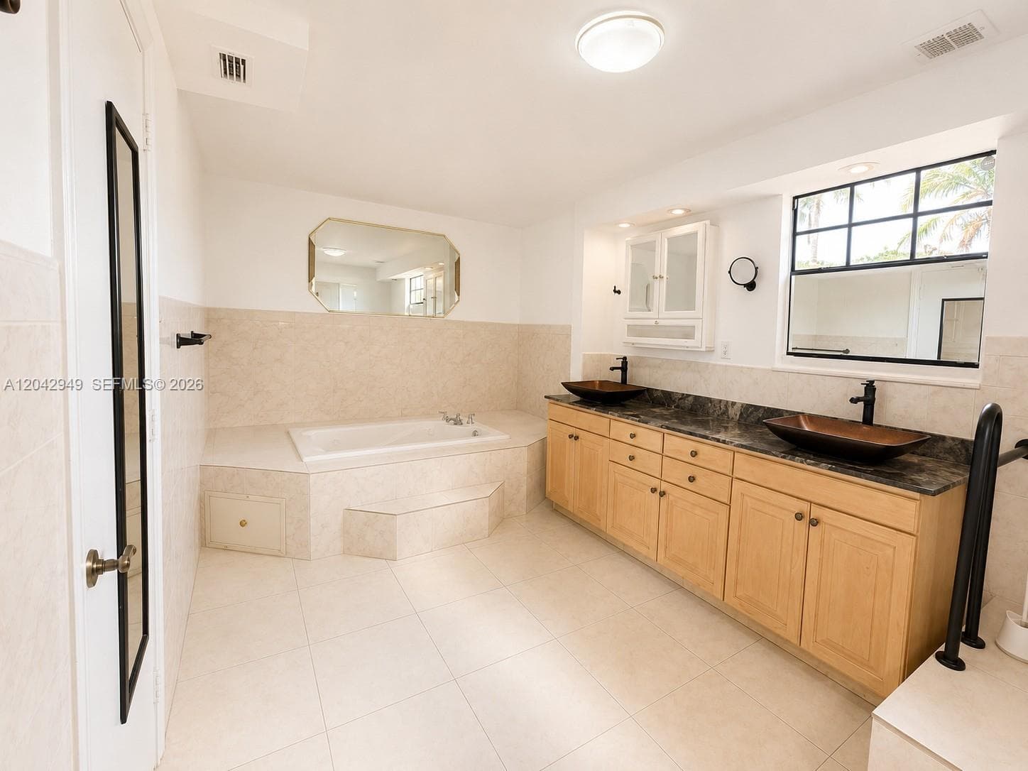 401 NW 198th St, Miami Gardens, FL 33169 — zdjęcie 4