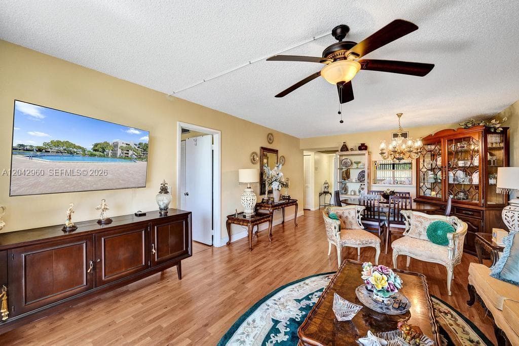 1000 Colony Point Cir # 422, Pembroke Pines, FL 33026 — zdjęcie 5