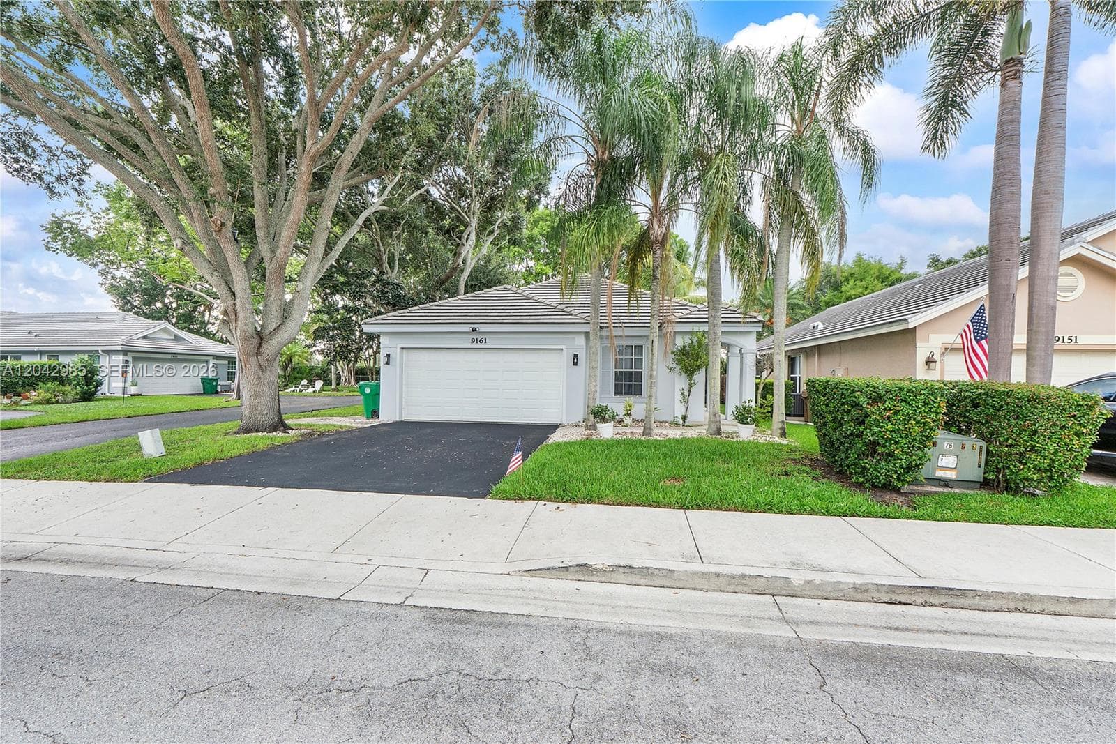 9161 N Lake Park Cir N, Davie, FL 33328 — zdjęcie 2