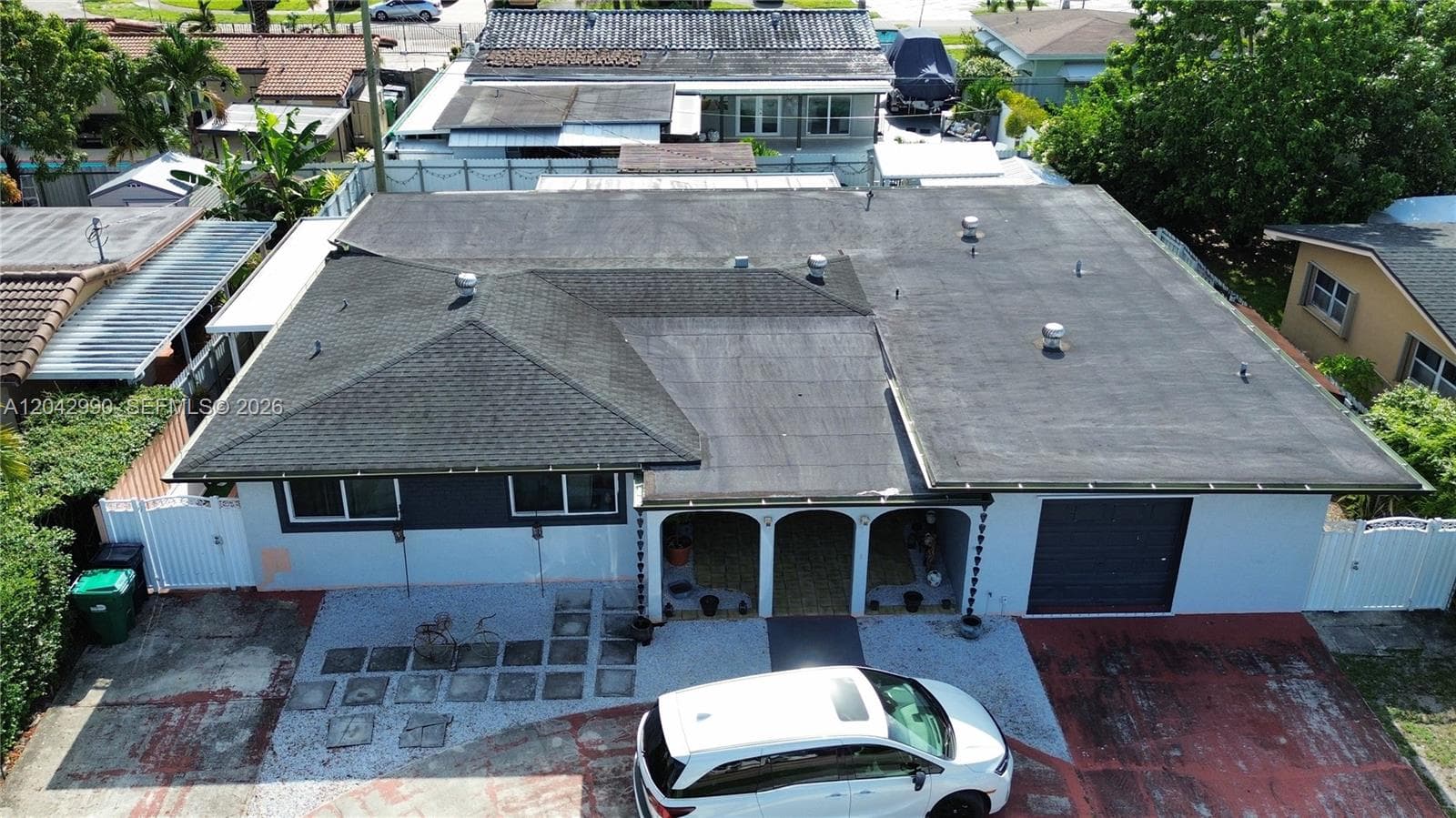 11512 NW 58th Ave, Hialeah, FL 33012 — zdjęcie 2