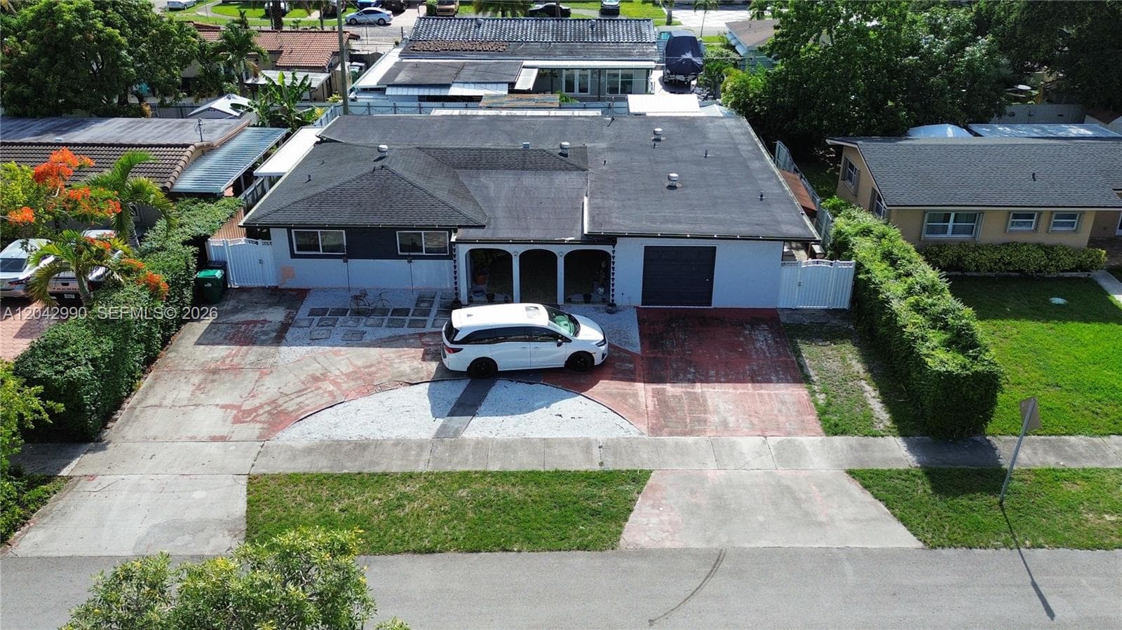 11512 NW 58th Ave, Hialeah, FL 33012