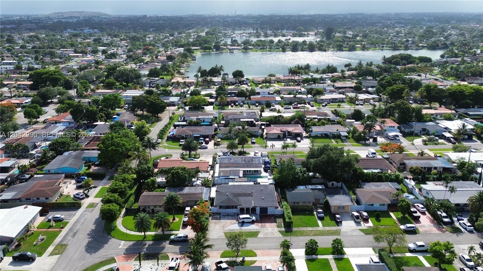 11512 NW 58th Ave, Hialeah, FL 33012 — zdjęcie 4