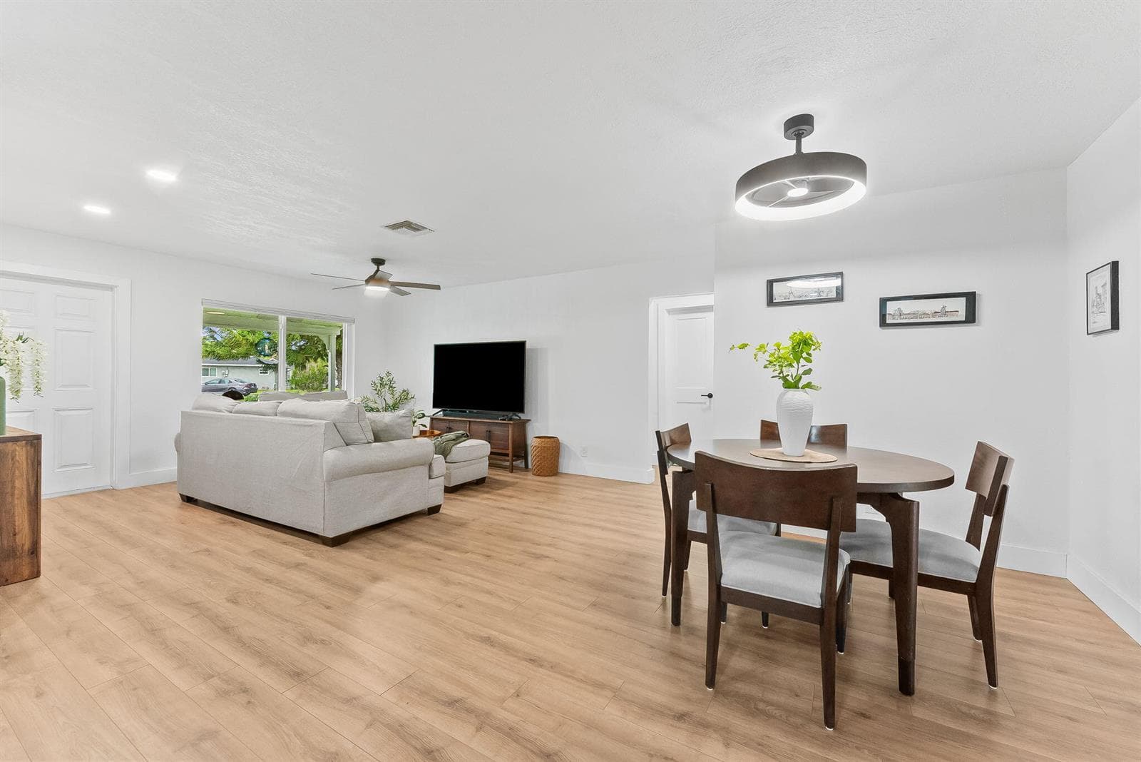 7100 NW 92nd Avenue, Tamarac, FL 33321 — zdjęcie 5