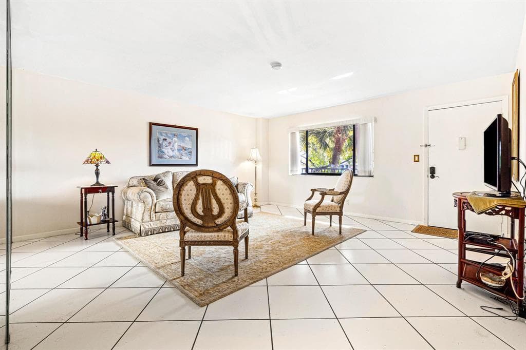 7442 Ashmont Circle # 203, Tamarac, FL 33321 — zdjęcie 2