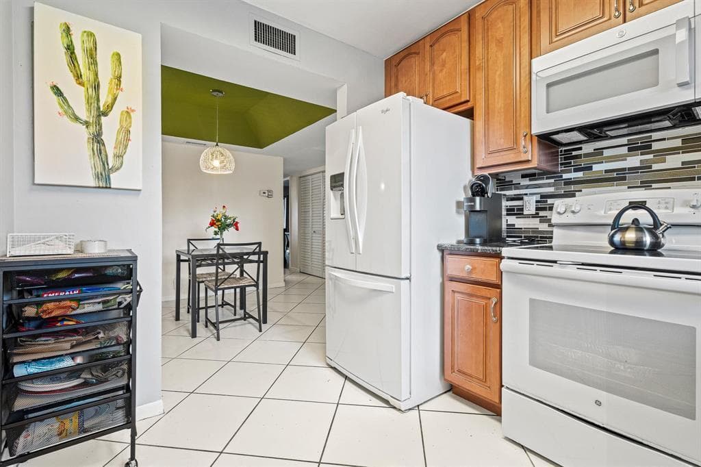 7442 Ashmont Circle # 203, Tamarac, FL 33321 — zdjęcie 5