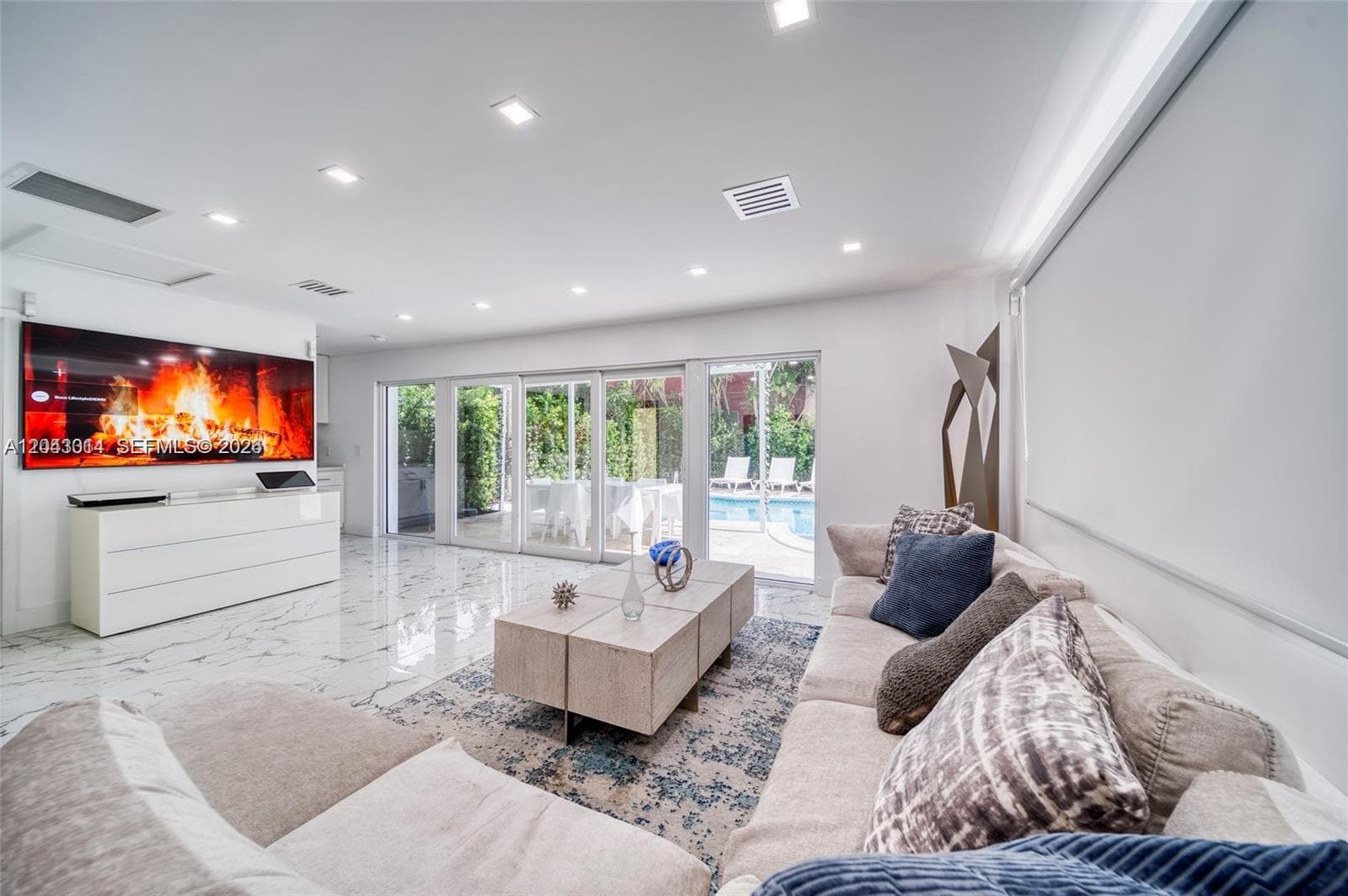 2298 SW 16th Ave, Miami, FL 33145 — zdjęcie 4