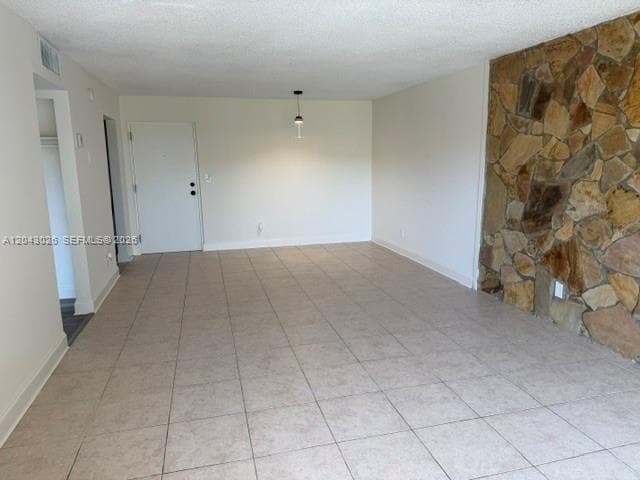 8405 NW 8th St # 303, Miami, FL 33126 — zdjęcie 3