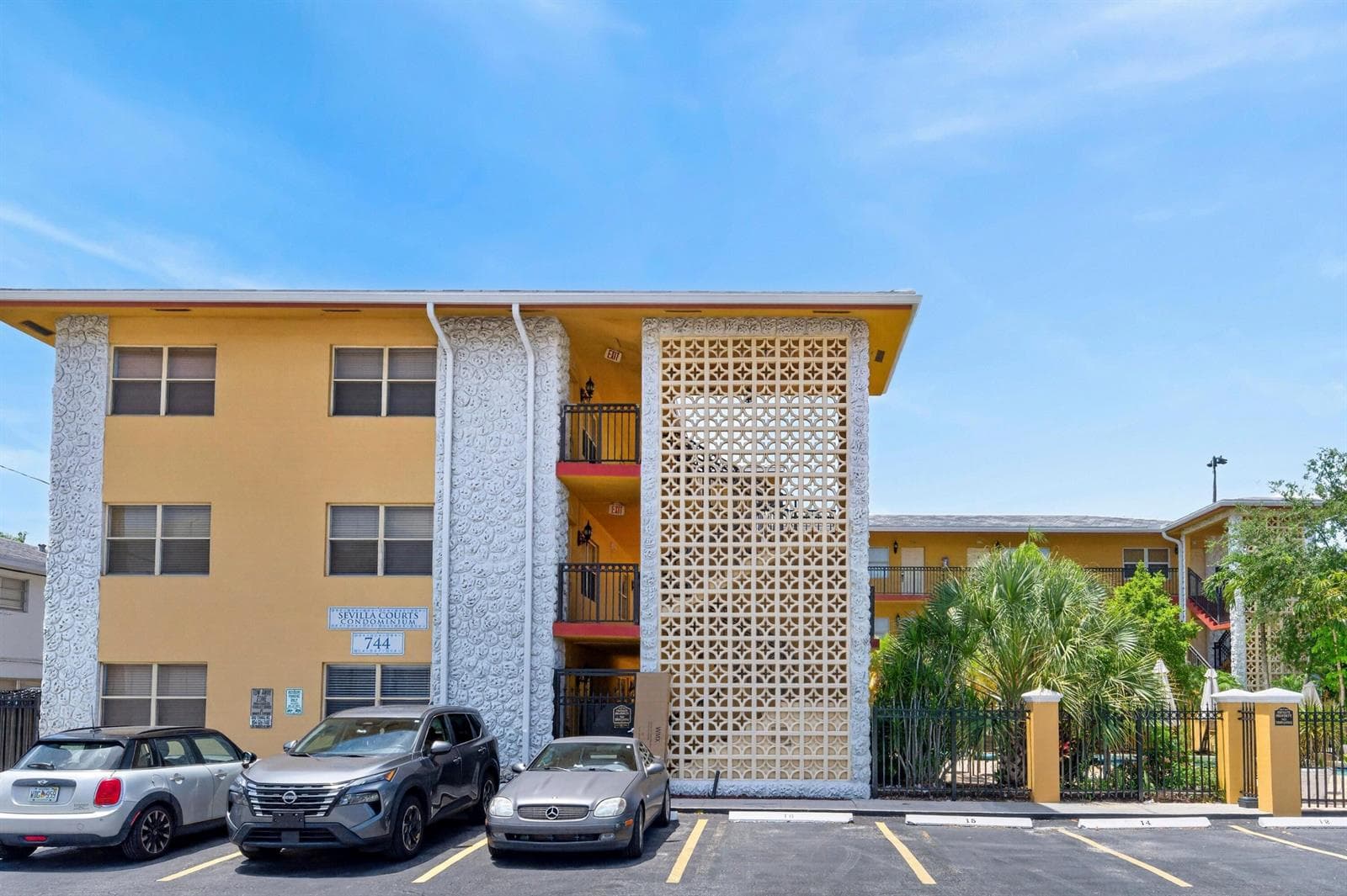 744 NE 14th Avenue # 21, Fort Lauderdale, FL 33304