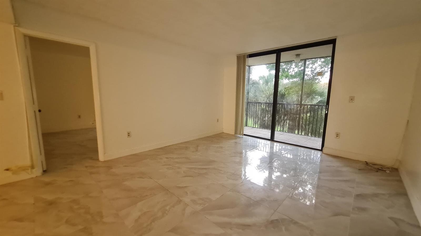 5570 NW 44th Street # 210, Lauderhill, FL 33319 — zdjęcie 3