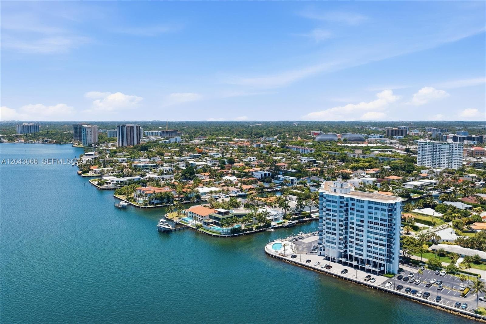 11930 N Bayshore Dr # 609, North Miami, FL 33181 — zdjęcie 2