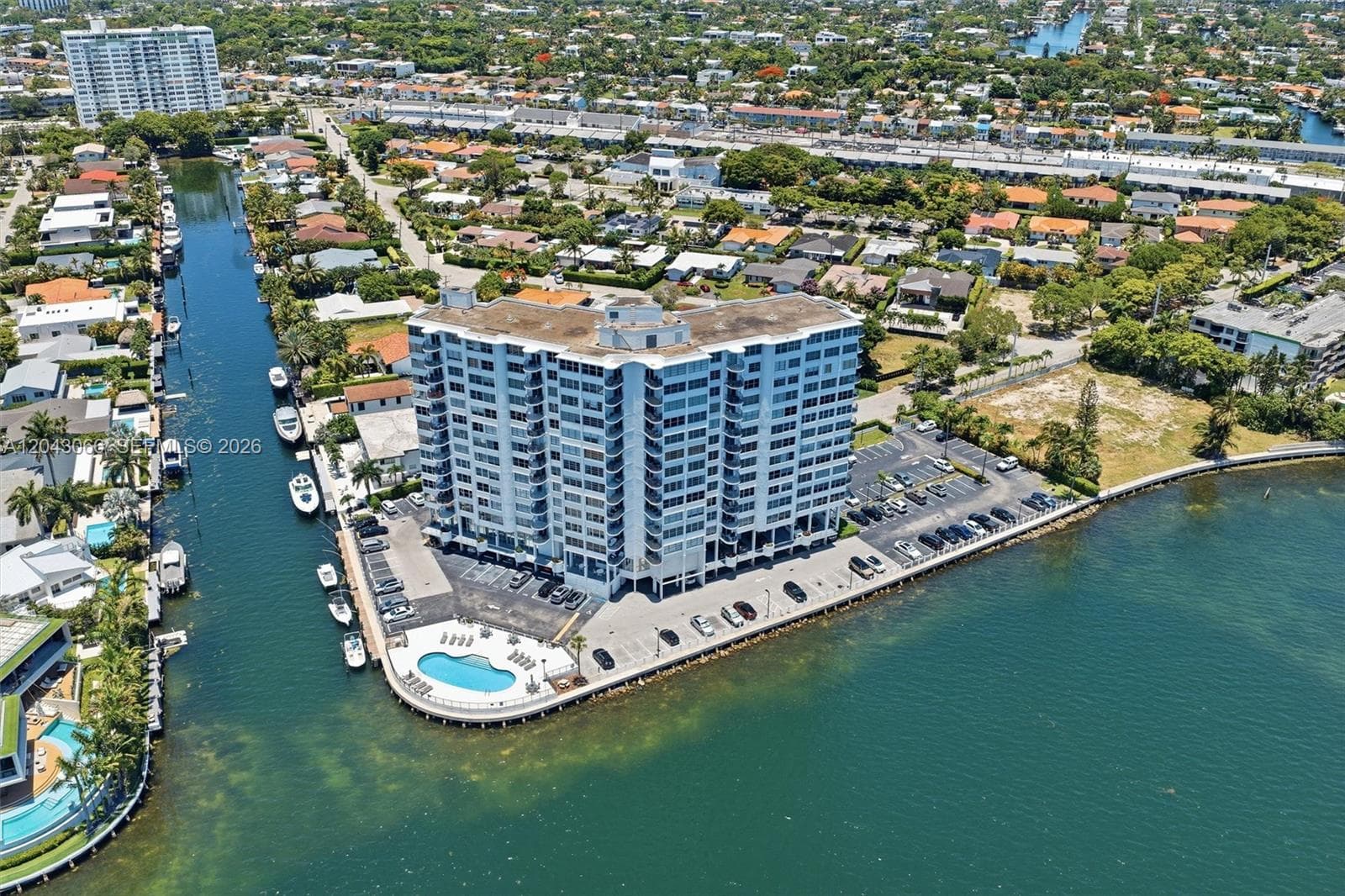 11930 N Bayshore Dr # 609, North Miami, FL 33181 — zdjęcie 3