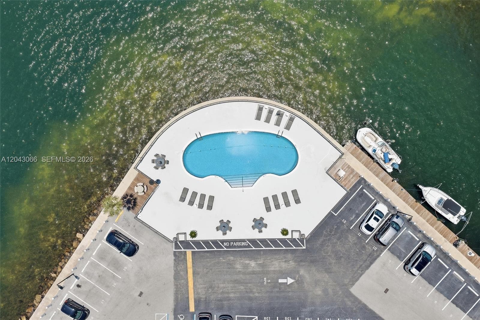 11930 N Bayshore Dr # 609, North Miami, FL 33181 — zdjęcie 4