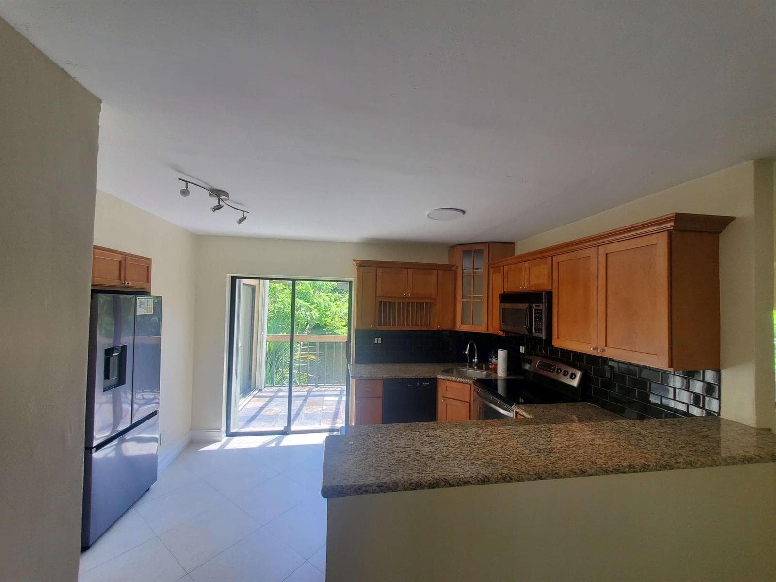 12 Wimbledon Lakes Drive # 250, Plantation, FL 33324 — zdjęcie 3