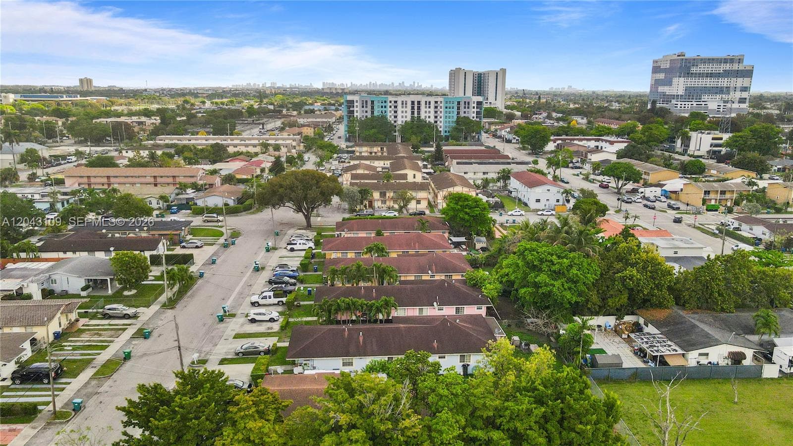 11034 SW 3rd St, Sweetwater, FL 33174 — zdjęcie 3