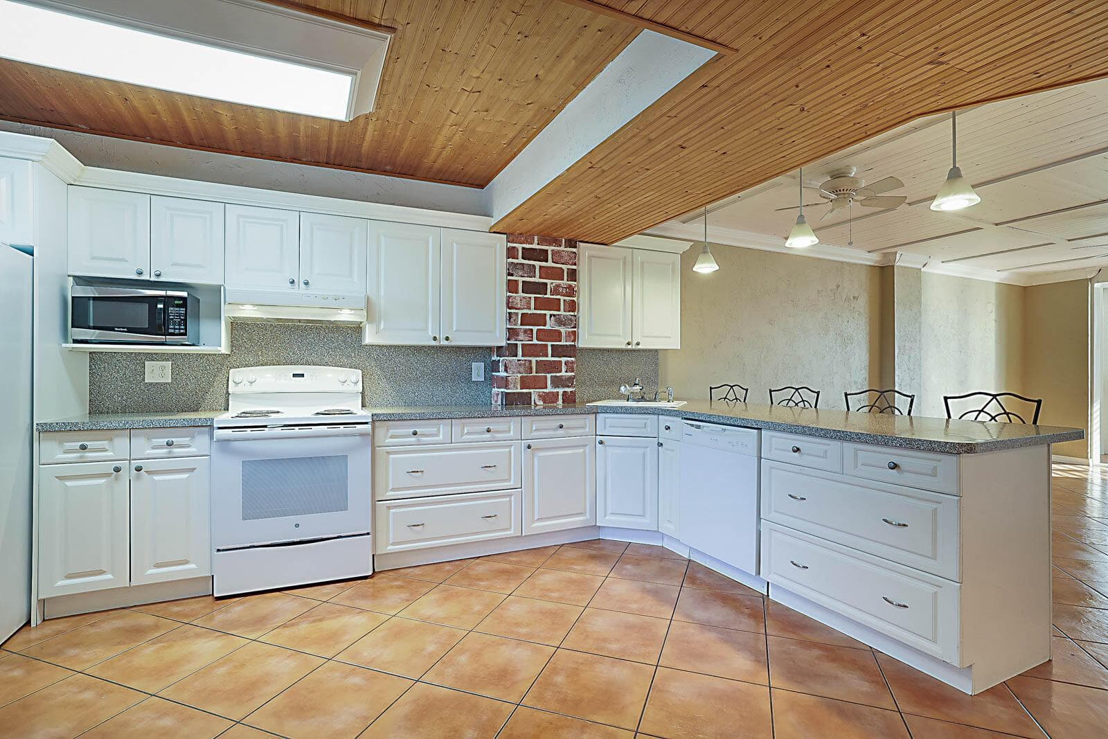896 N Federal Highway # 325, Lantana, FL 33462 — zdjęcie 3