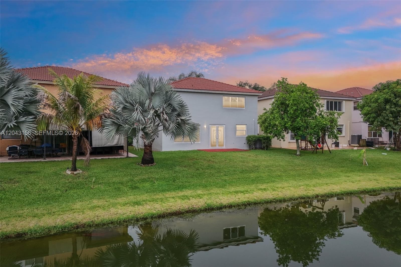 2162 NW 77th Ter, Pembroke Pines, FL 33024 — zdjęcie 3