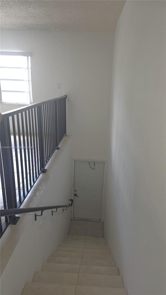 3519 SW 17th Ter # 3519, Miami, FL 33145 — zdjęcie 2